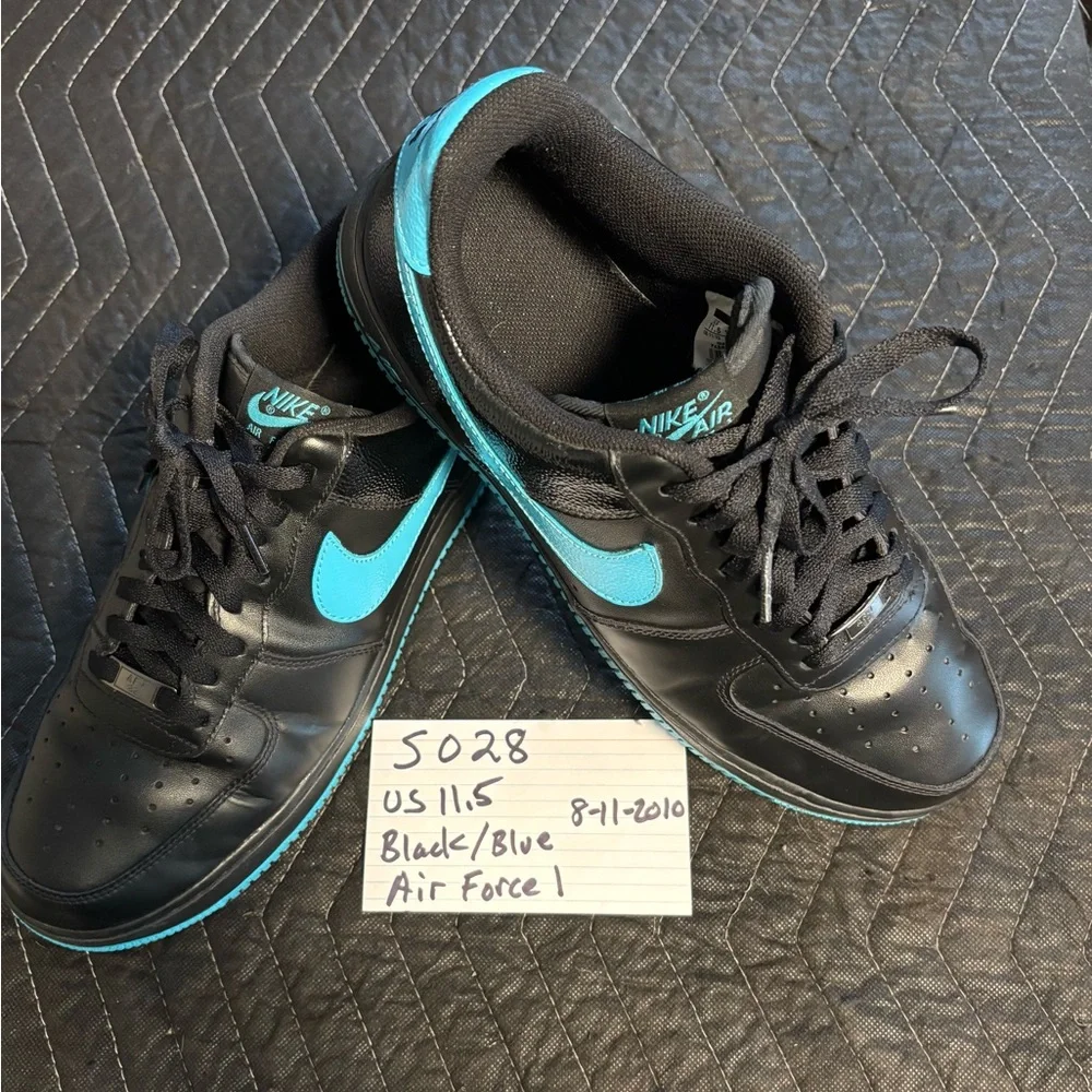 Vintage Nike Air Force 1 Men's Black and Aqua Sneakers